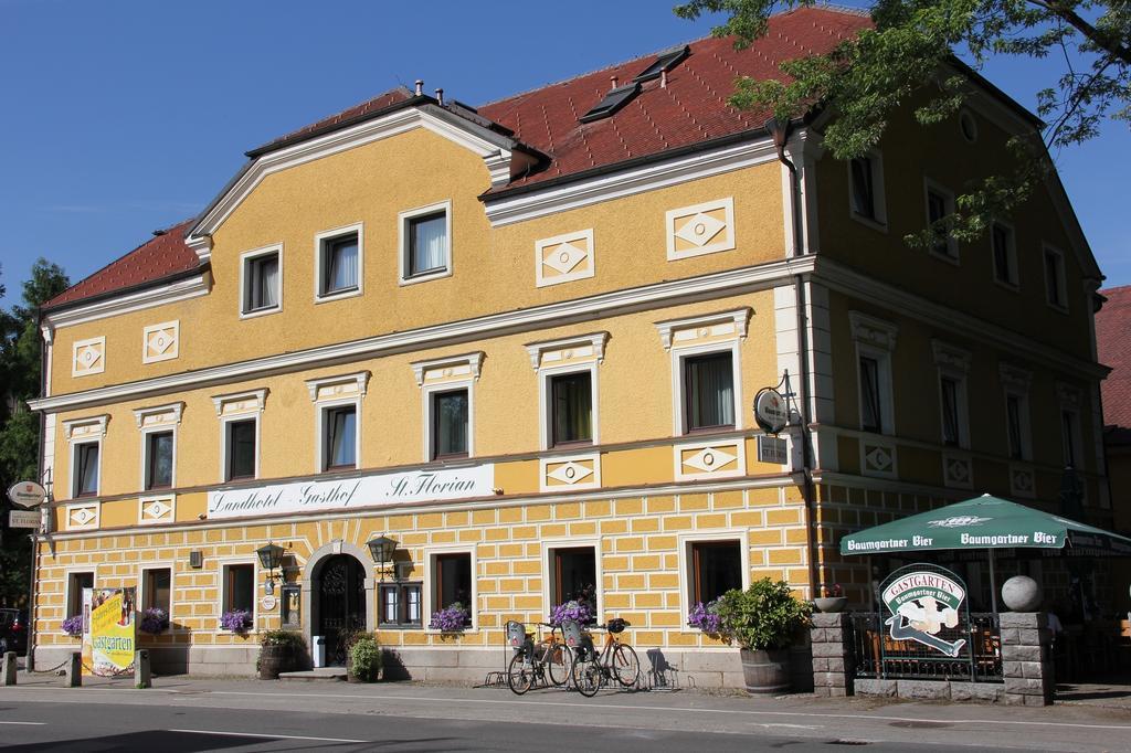 Landhotel St. Florian Sankt Florian am Inn Екстер'єр фото