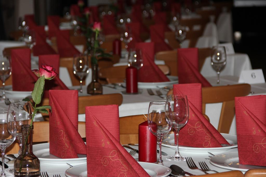 Landhotel St. Florian Sankt Florian am Inn Екстер'єр фото