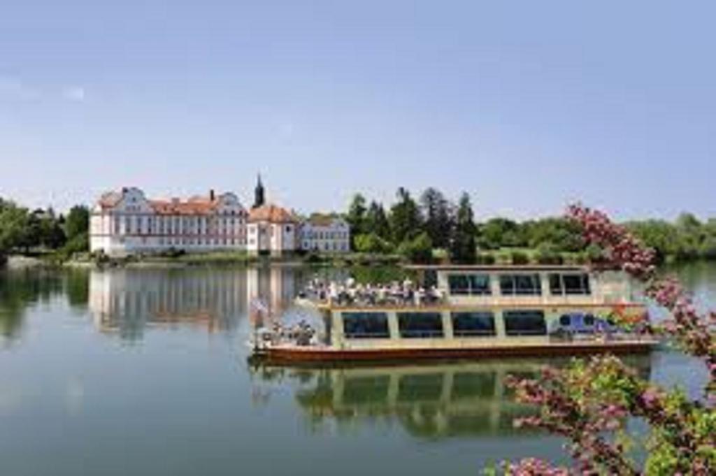 Landhotel St. Florian Sankt Florian am Inn Екстер'єр фото